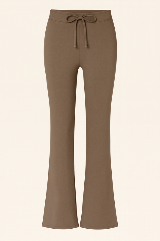 Minimalist Bootcut Yoga Pants – Coffee Brown